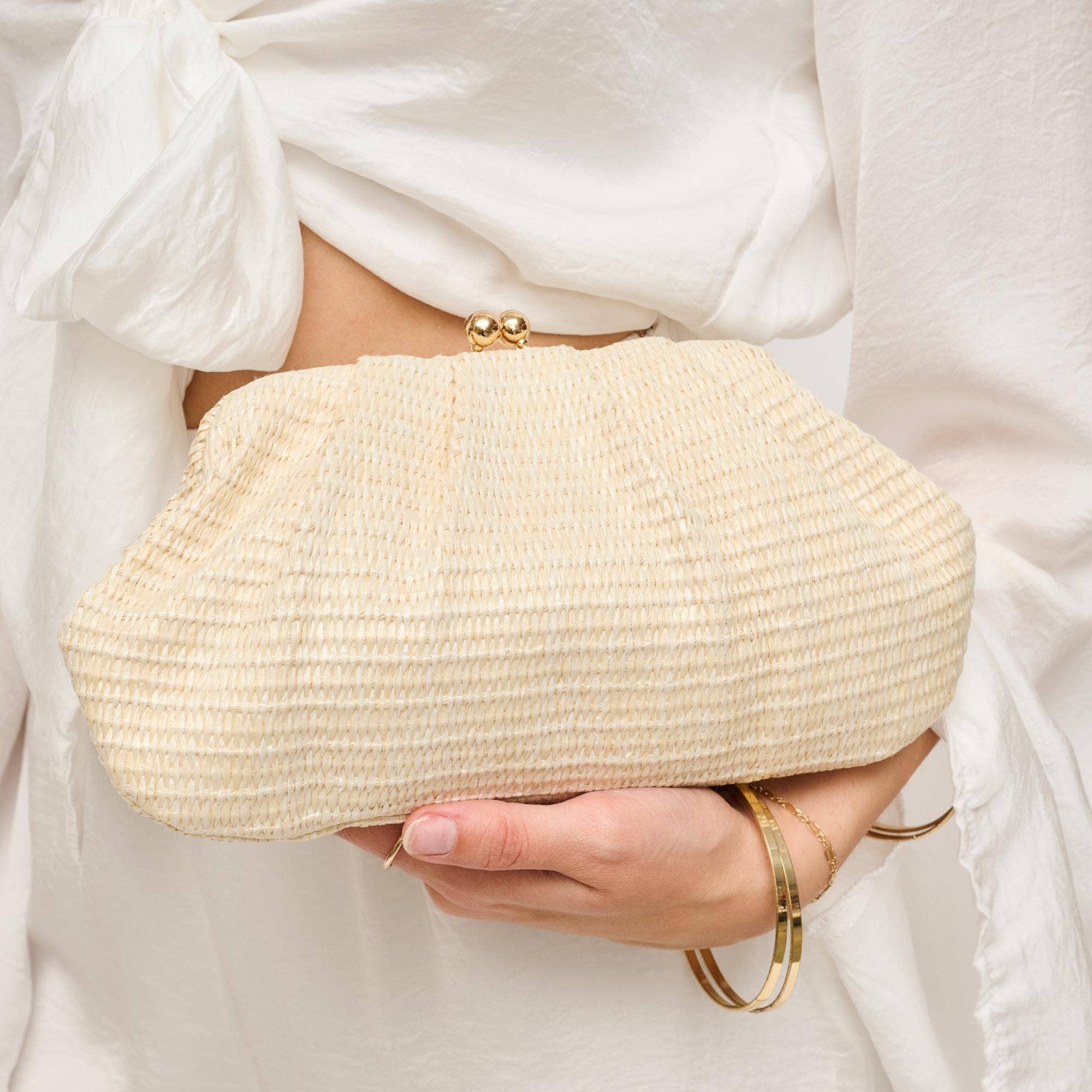 Triana Straw Clutch