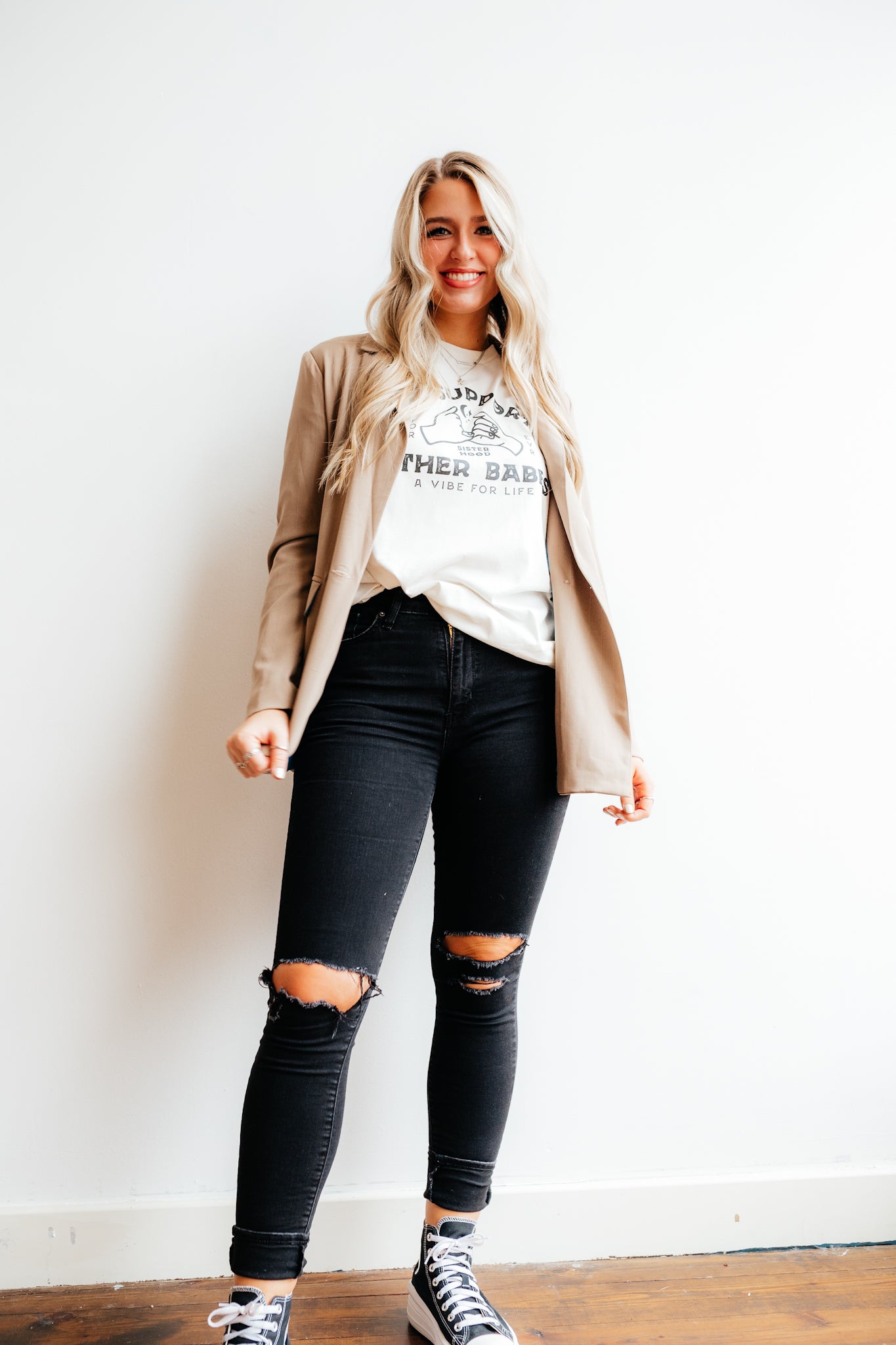 BABES SUPPORT BABES | GRAPHIC TEE | WHITE