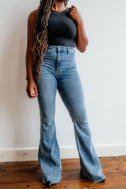 HIDDEN High Rise Pocketless Flare
