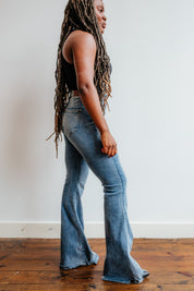 HIDDEN High Rise Pocketless Flare