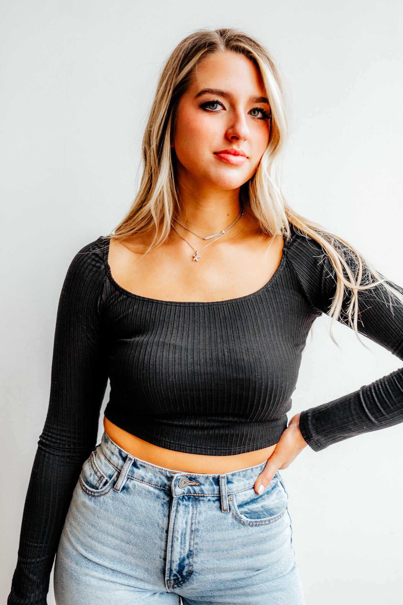 Square Neck Basic - Black